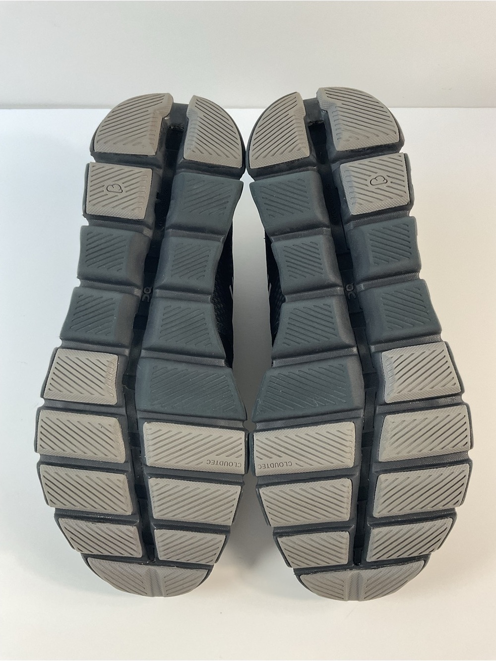 On Running Cloud Black Sneakers Men’s Size 11.5 Lightweight Athletic Shoes - Picture 10 of 10